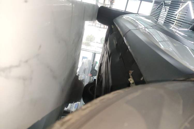 Used Land Rover Range Evoque 2020 249 PS Youth Edition Left Side Sill