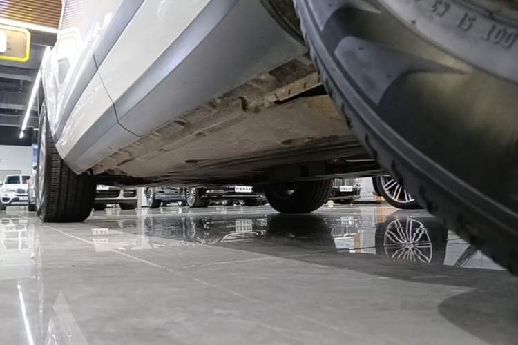 Used Land Rover Range Evoque 2020 249 PS Youth Edition Left Side Sill