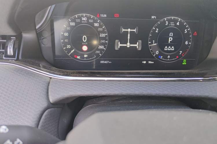 Used Land Rover Range Evoque 2020 249 PS R-DYNAMIC S Sport Edition Odometer Close Up