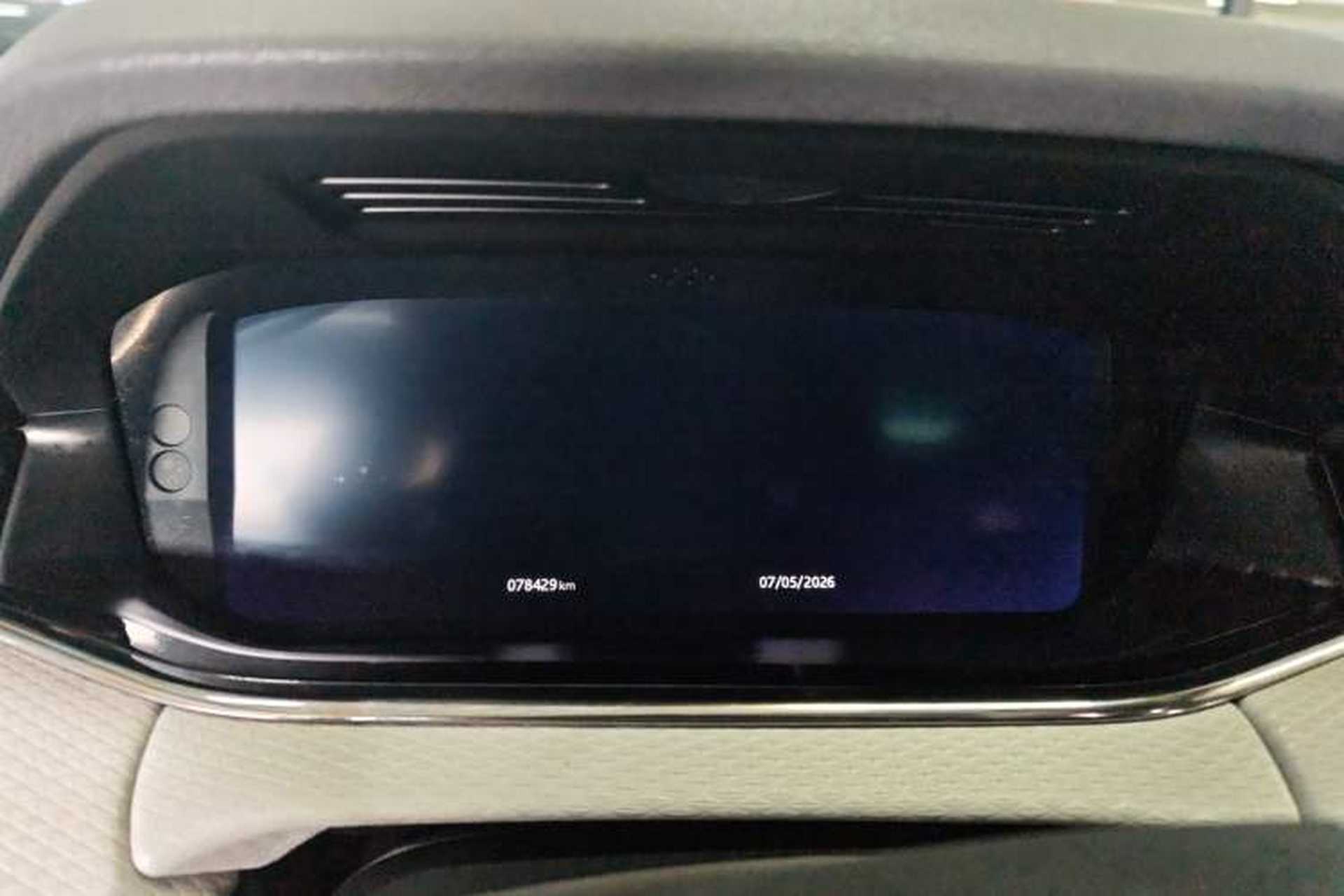 Used Land Rover Range Evoque 2020 249 PS R-DYNAMIC S Sport Edition Odometer Close Up