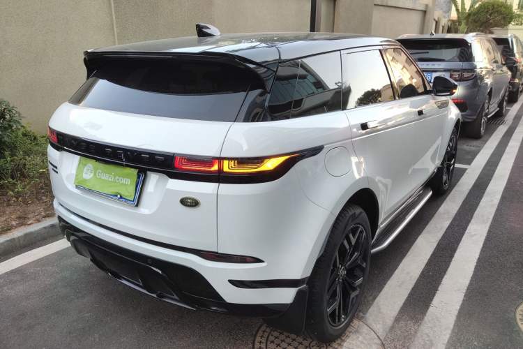 Used Land Rover Range Evoque 2020 249 PS R-DYNAMIC S Sport Edition Rear Right 45 Deg