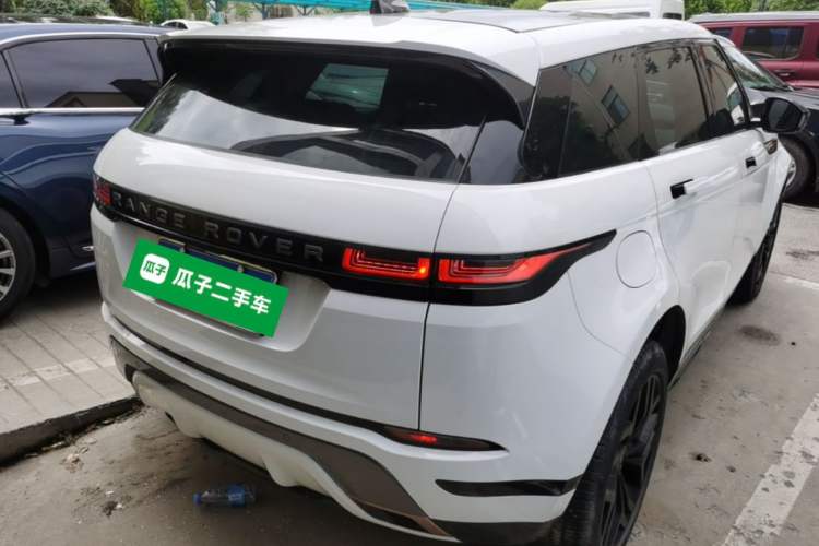 Used Land Rover Range Evoque 2020 249 PS R-DYNAMIC S Sport Edition Rear Right 45 Deg