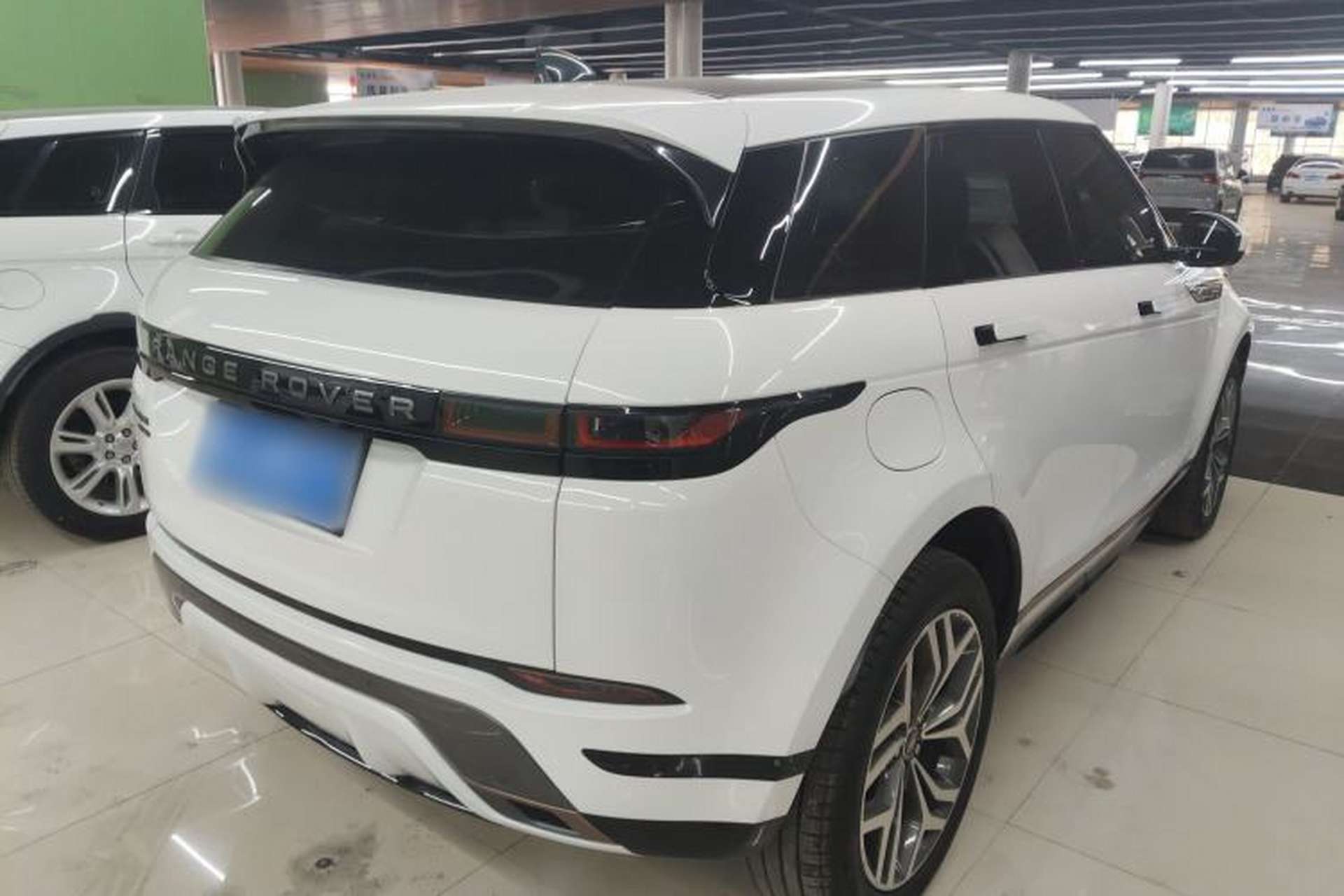 Used Land Rover Range Evoque 2020 249 PS R-DYNAMIC S Sport Edition Rear Right 45 Deg