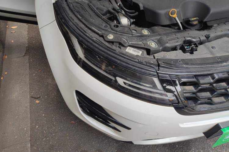 Used Land Rover Range Evoque 2020 249 PS R-DYNAMIC S Sport Edition Right Front Headlight
