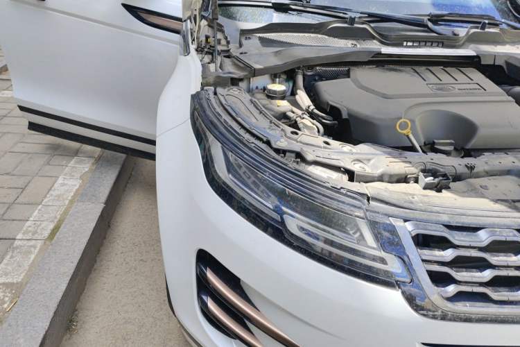Used Land Rover Range Evoque 2020 249 PS R-DYNAMIC S Sport Edition Right Front Headlight