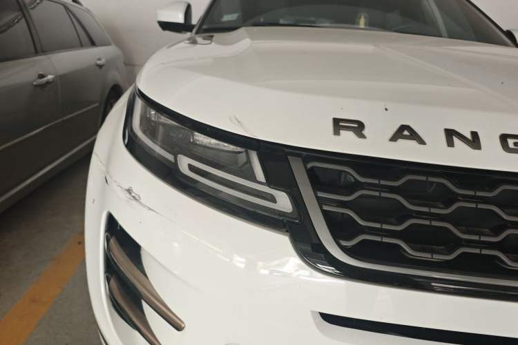Used Land Rover Range Evoque 2020 249 PS R-DYNAMIC SE Sport Technology Edition Right Front Headlight