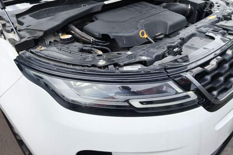 Used Land Rover Range Evoque 2020 249 PS R-DYNAMIC S Sport Edition Right Front Headlight
