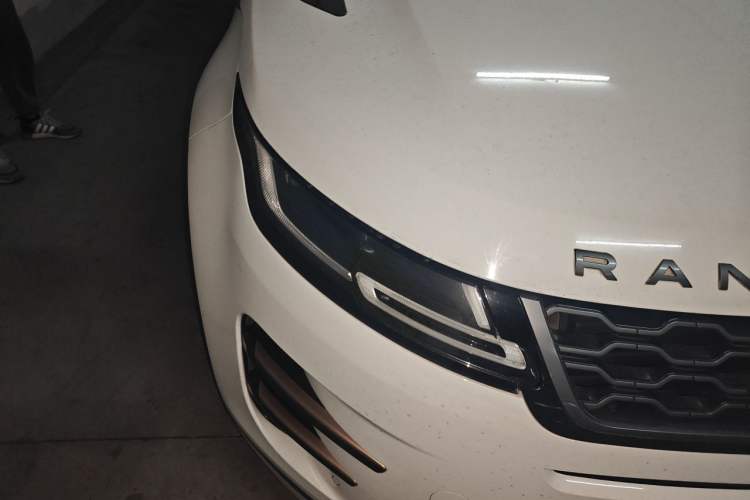 Used Land Rover Range Evoque 2020 249 PS R-DYNAMIC SE Sport Technology Edition Right Front Headlight