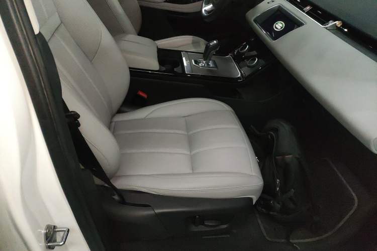 Used Land Rover Range Evoque 2020 249 PS Youth Edition Right Front Seat