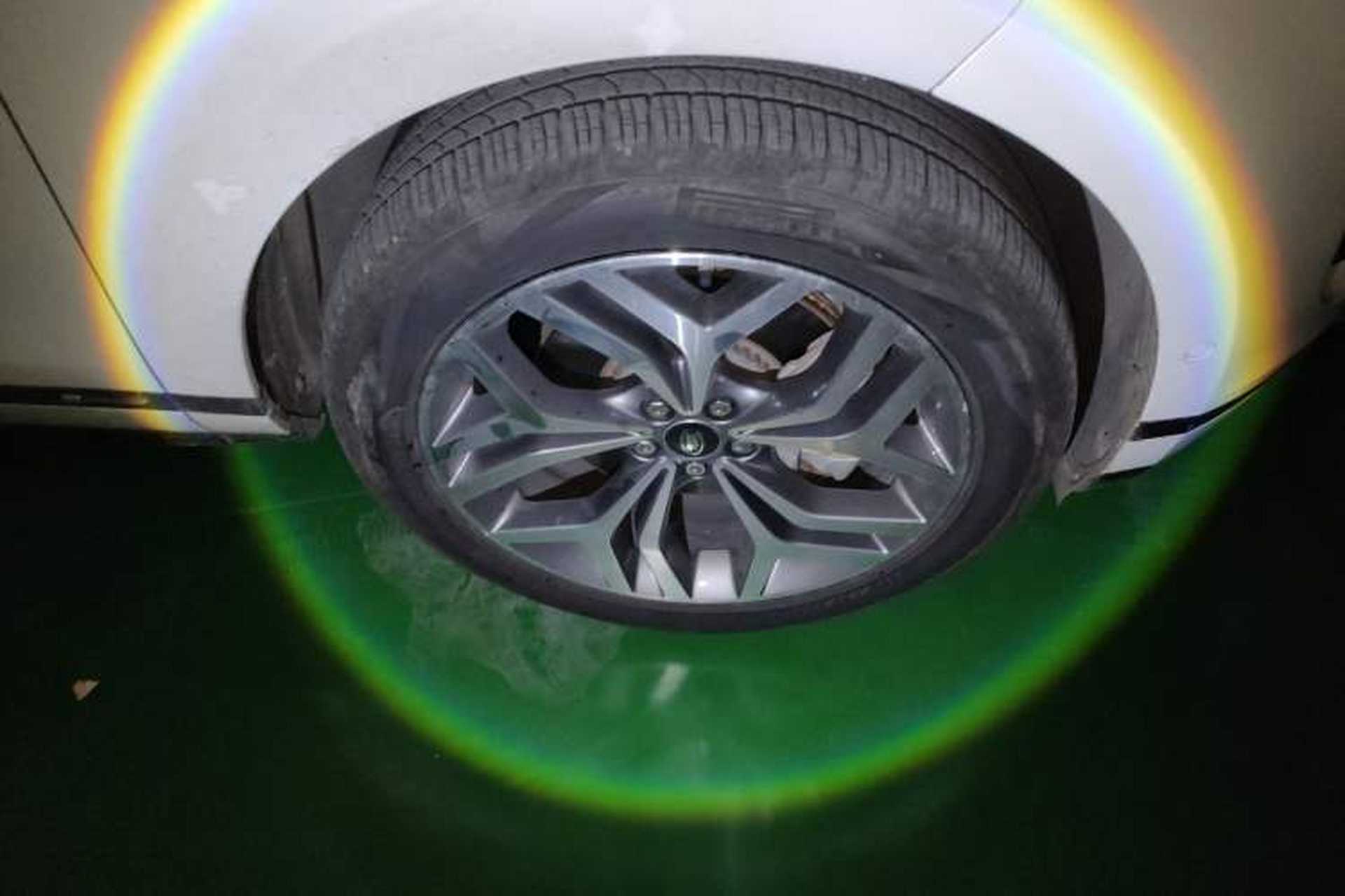 Used Land Rover Range Evoque 2020 249 PS Youth Edition Right Front Wheel Hub