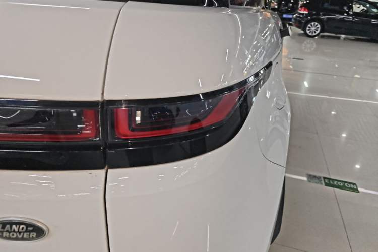 Used Land Rover Range Evoque 2020 249 PS R-DYNAMIC SE Sport Technology Edition Right Rear Taillight