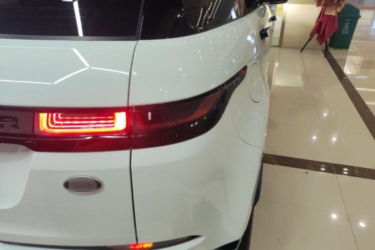 Used Land Rover Range Evoque 2020 249 PS R-DYNAMIC S Black Edition Sport Version Right Rear Taillight