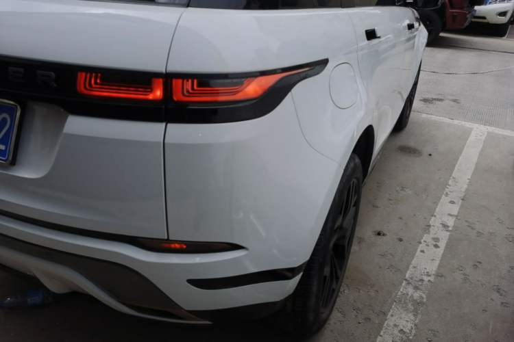 Used Land Rover Range Evoque 2020 249 PS R-DYNAMIC S Sport Edition Right Rear Taillight