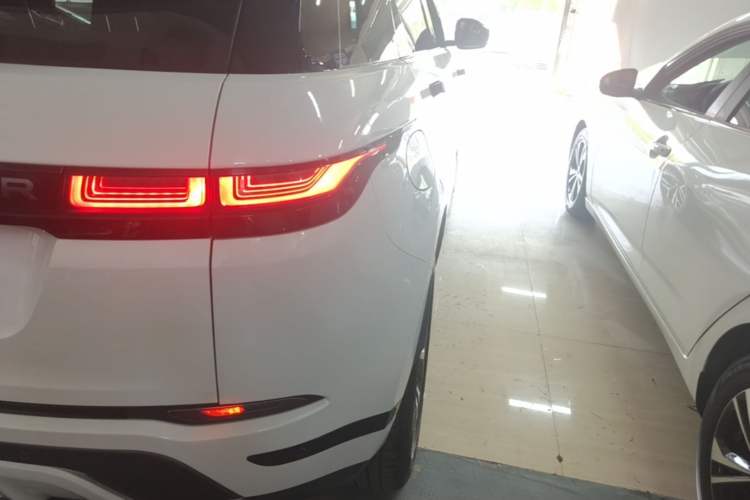 Used Land Rover Range Evoque 2020 249 PS R-DYNAMIC S Sport Edition Right Rear Taillight