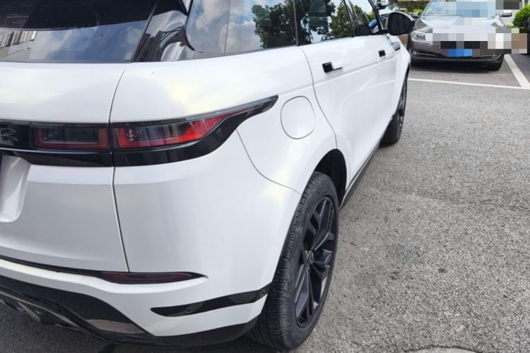 Used Land Rover Range Evoque 2020 249 PS R-DYNAMIC S Black Edition Sport Version Right Rear Taillight