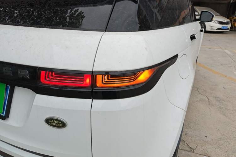 Used Land Rover Range Evoque 2020 249 PS R-DYNAMIC SE Sport Technology Edition Right Rear Taillight