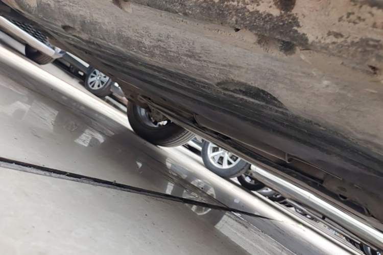 Used Land Rover Range Evoque 2020 249 PS R-DYNAMIC S Sport Edition Right Side Sill