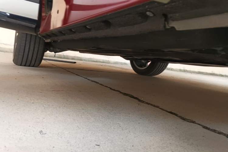 Used Land Rover Range Evoque 2020 249 PS R-DYNAMIC SE Sport Technology Edition Right Side Sill