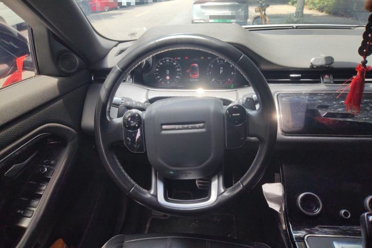 Used Land Rover Range Evoque 2020 249 PS R-DYNAMIC S Sport Edition Steering Wheel