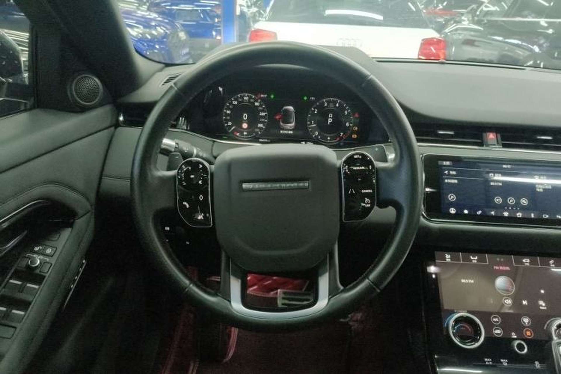 Used Land Rover Range Evoque 2020 249 PS R-DYNAMIC SE Sport Technology Edition Steering Wheel