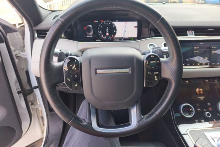 Used Land Rover Range Evoque 2020 249 PS R-DYNAMIC SE Sport Technology Edition Steering Wheel