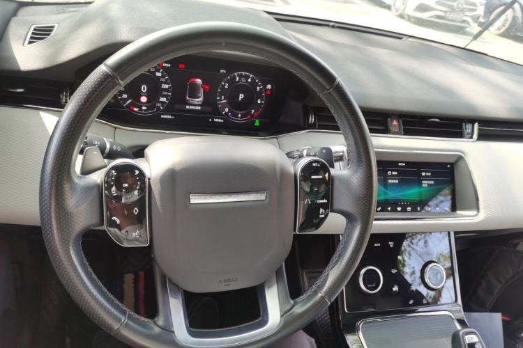 Used Land Rover Range Evoque 2020 249 PS R-DYNAMIC S Sport Edition Steering Wheel