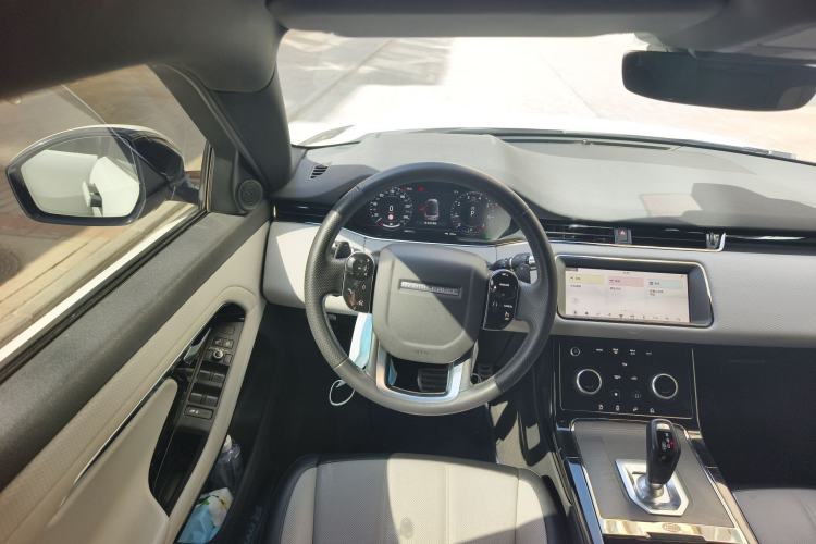 Used Land Rover Range Evoque 2020 249 PS R-DYNAMIC S Sport Edition Steering Wheel