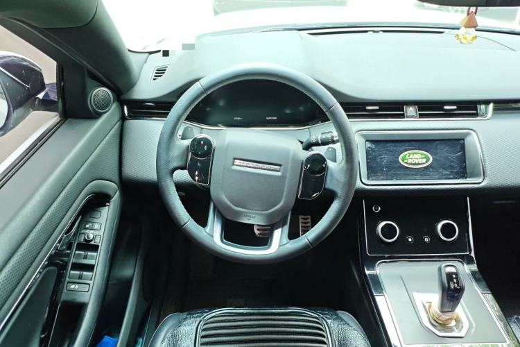 Used Land Rover Range Evoque 2020 249 PS R-DYNAMIC S Sport Edition Steering Wheel