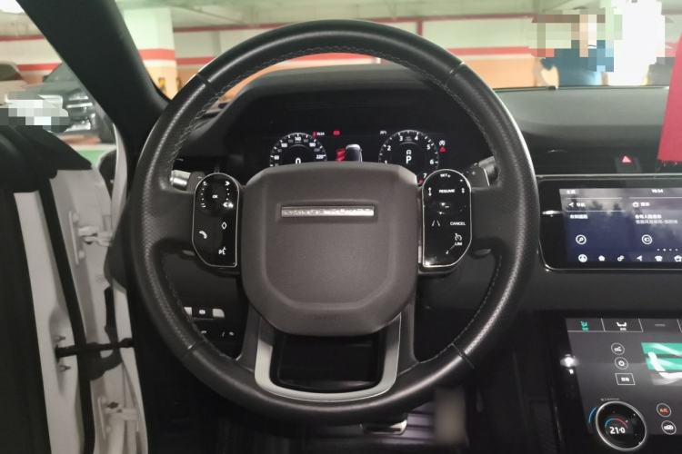Used Land Rover Range Evoque 2020 249 PS R-DYNAMIC SE Sport Technology Edition Steering Wheel