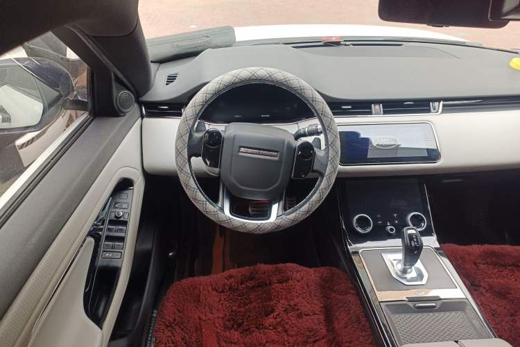 Used Land Rover Range Evoque 2020 249 PS R-DYNAMIC S First-Edition Sport Custom Edition Steering Wheel