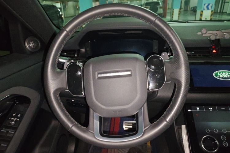 Used Land Rover Range Evoque 2020 249 PS R-DYNAMIC S Black Edition Sport Version Steering Wheel
