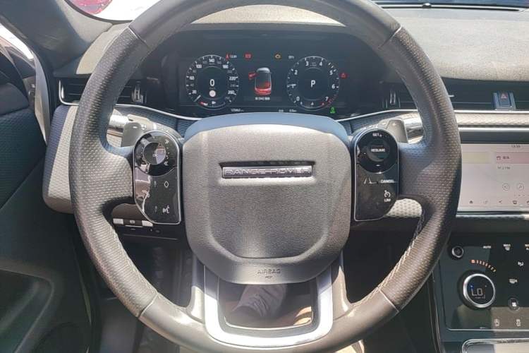 Used Land Rover Range Evoque 2020 249 PS R-DYNAMIC S Sport Edition Steering Wheel