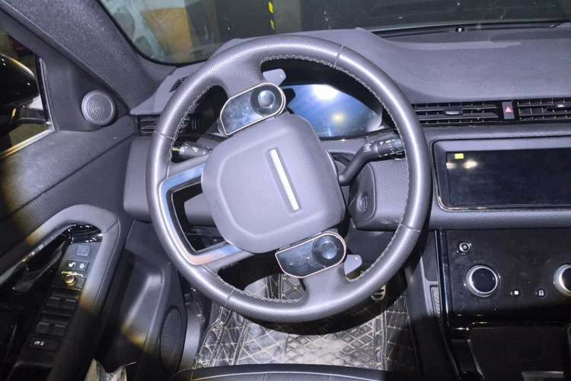 Used Land Rover Range Evoque 2020 249 PS R-DYNAMIC S Sport Edition Steering Wheel