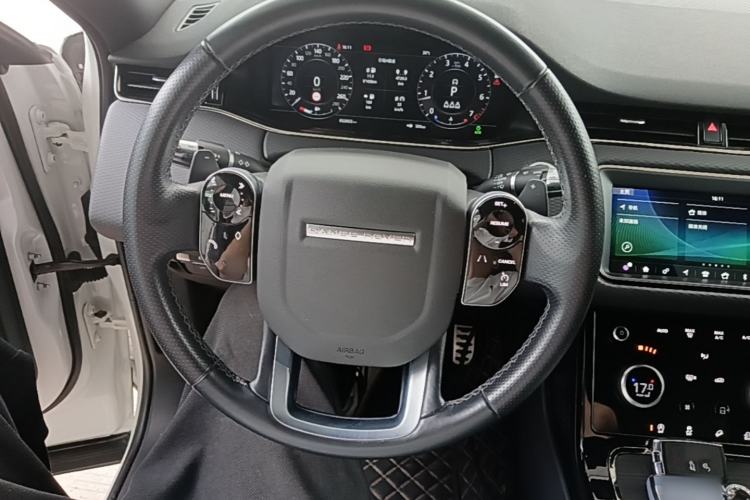 Used Land Rover Range Evoque 2020 249 PS R-DYNAMIC S Sport Edition Steering Wheel