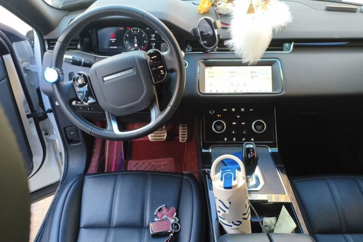 Used Land Rover Range Evoque 2020 249 PS R-DYNAMIC S Black Edition Sport Version Steering Wheel