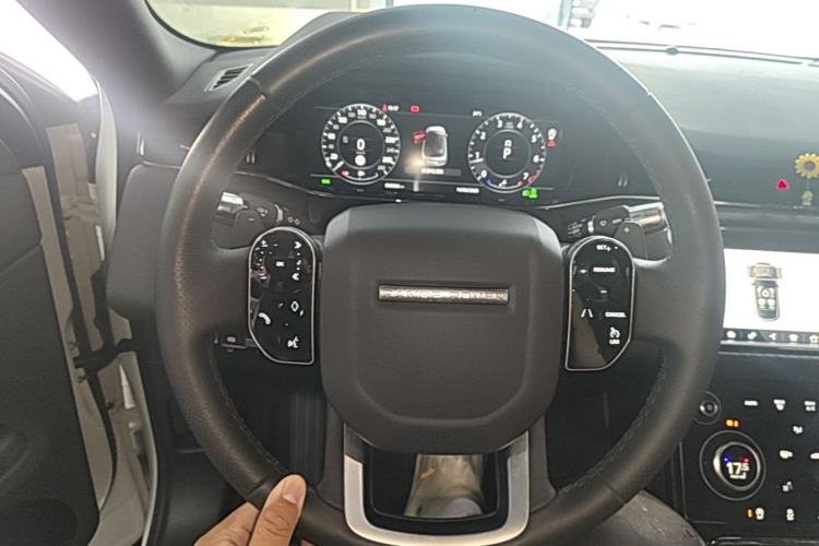 Used Land Rover Range Evoque 2020 249 PS R-DYNAMIC S Black Edition Sport Version Steering Wheel
