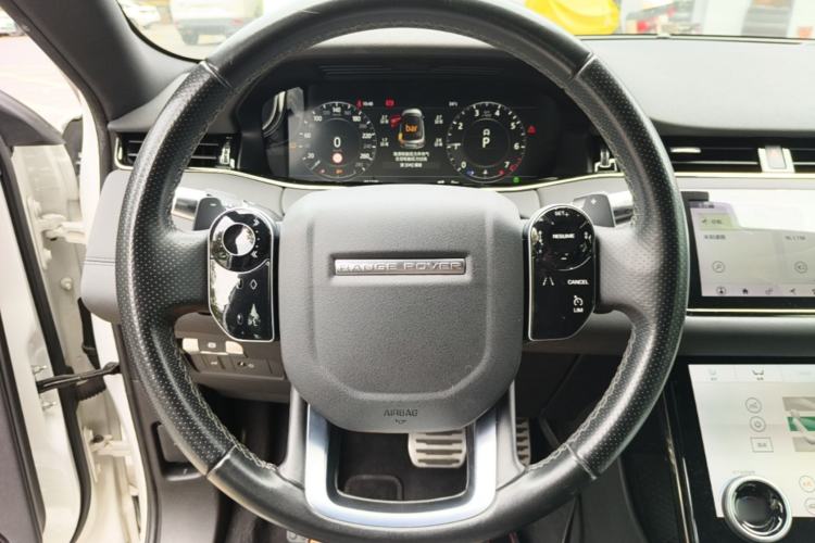 Used Land Rover Range Evoque 2020 249 PS R-DYNAMIC S Sport Edition Steering Wheel