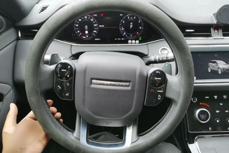 Used Land Rover Range Evoque 2020 249 PS R-DYNAMIC S Sport Edition Steering Wheel