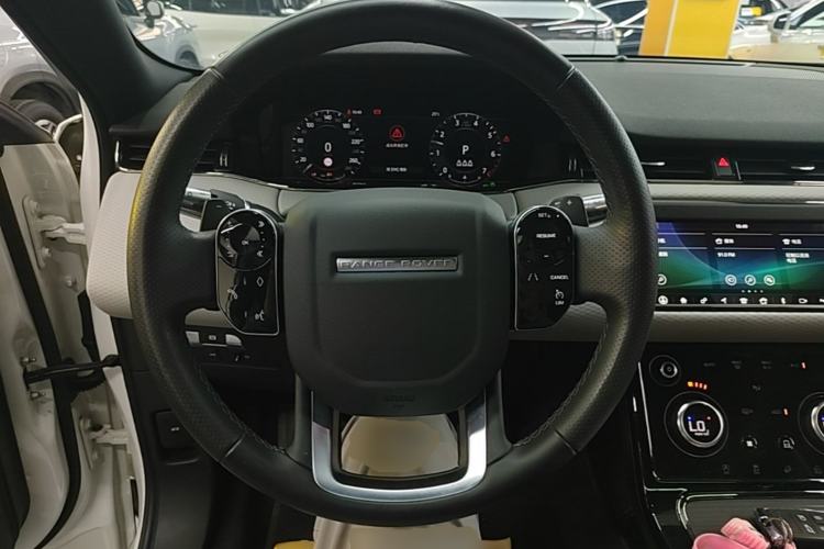 Used Land Rover Range Evoque 2020 249 PS R-DYNAMIC S Sport Edition Steering Wheel