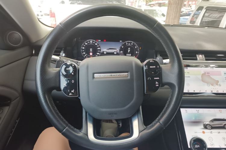 Used Land Rover Range Evoque 2020 249 PS R-DYNAMIC SE Sport Technology Edition Steering Wheel