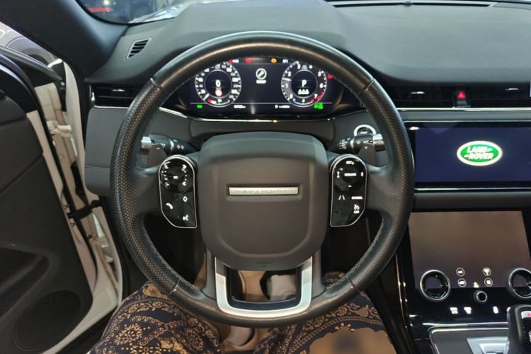Used Land Rover Range Evoque 2020 249 PS R-DYNAMIC SE Sport Technology Edition Steering Wheel