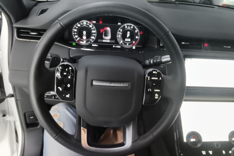 Used Land Rover Range Evoque 2020 249 PS R-DYNAMIC S Blackened Sport Technology Edition Steering Wheel