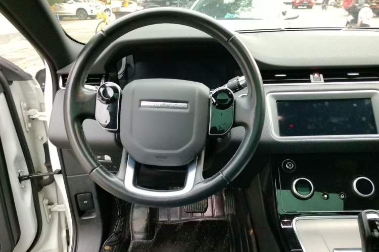 Used Land Rover Range Evoque 2020 249 PS Youth Edition Steering Wheel