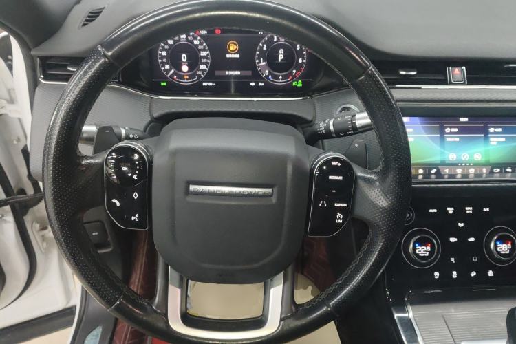 Used Land Rover Range Evoque 2020 249 PS R-DYNAMIC S Sport Edition Steering Wheel