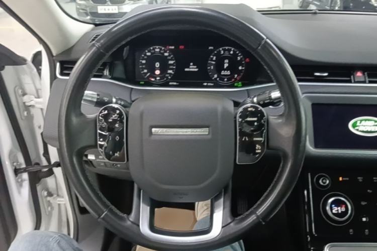 Used Land Rover Range Evoque 2020 249 PS Youth Edition Steering Wheel