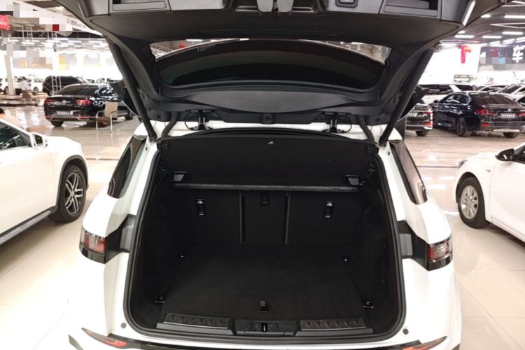 Used Land Rover Range Evoque 2020 249 PS R-DYNAMIC S Sport Edition Trunk