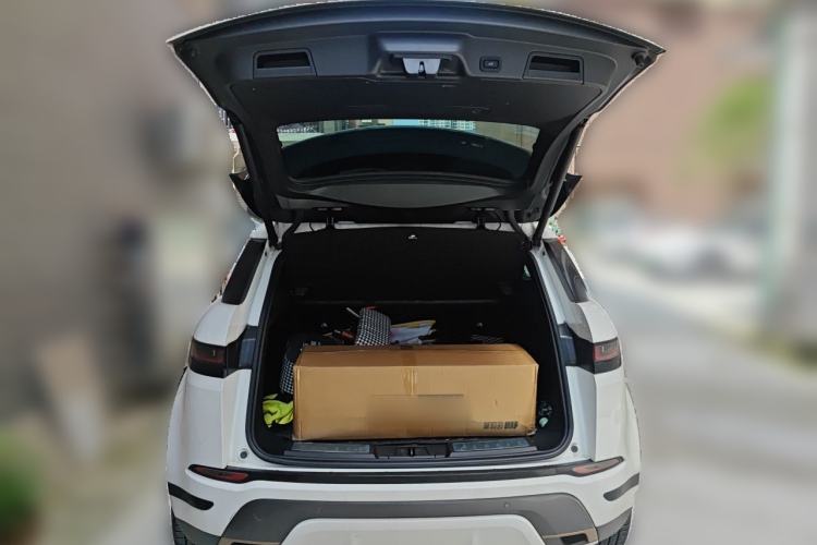 Used Land Rover Range Evoque 2020 249 PS R-DYNAMIC S Sport Edition Trunk