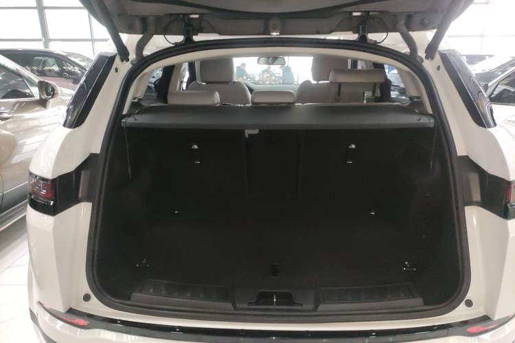 Used Land Rover Range Evoque 2020 249 PS Youth Edition Trunk