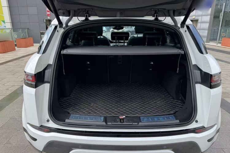 Used Land Rover Range Evoque 2020 249 PS R-DYNAMIC S Sport Edition Trunk