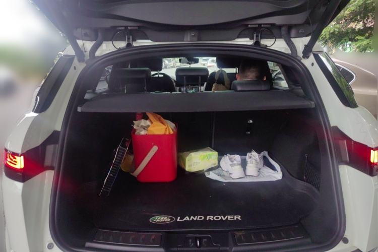 Used Land Rover Range Evoque 2020 249 PS R-DYNAMIC SE Sport Technology Edition Trunk